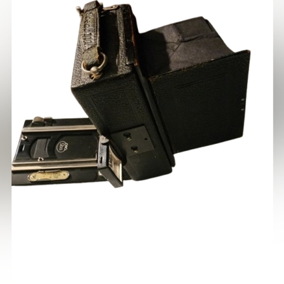 Vintage V. Bittner Breslau Fold Out Camera - Picture 11 of 11